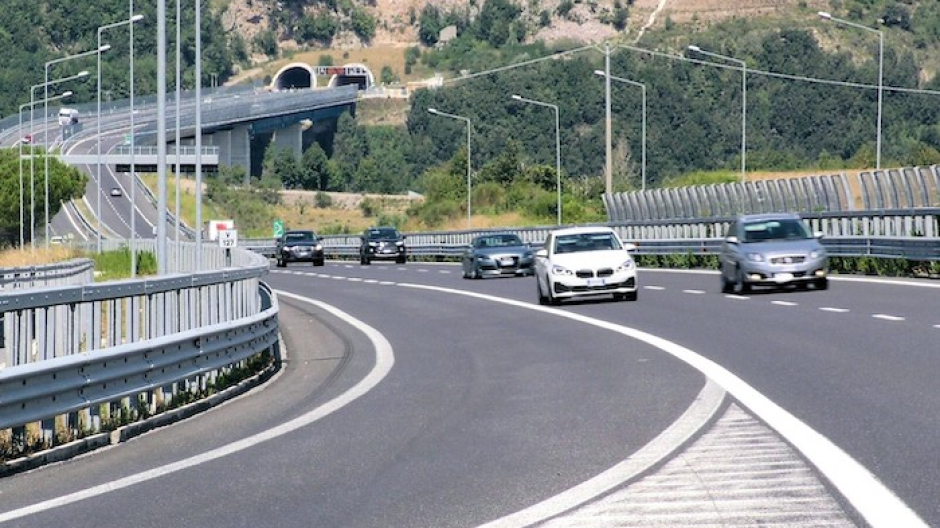 Pasqua, esodo da 60 milioni di veicoli: traffico in aumento fino al 7 aprile